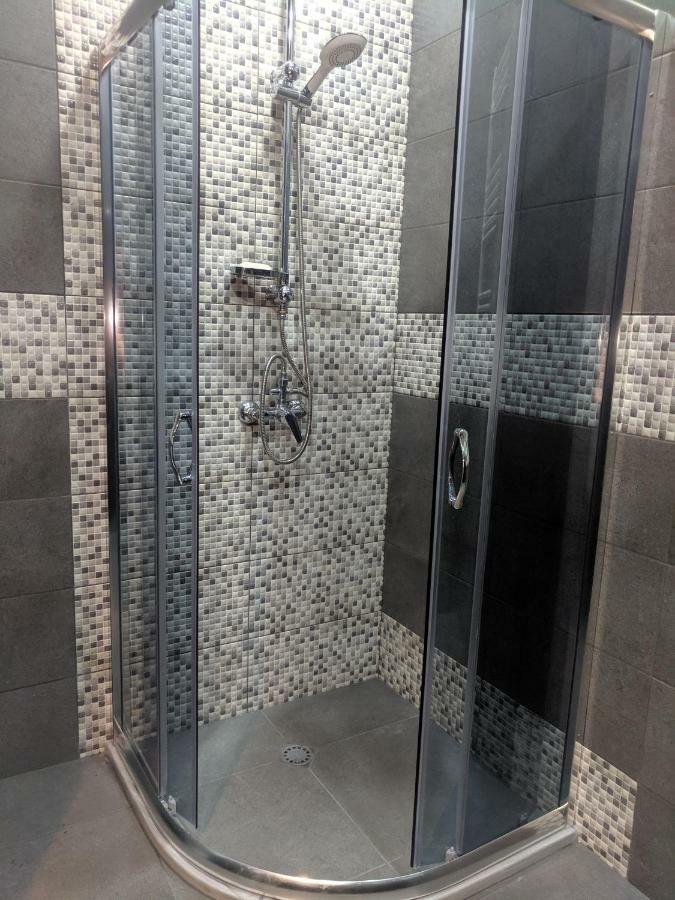 Hotel Canvas Tbiliszi Kültér fotó